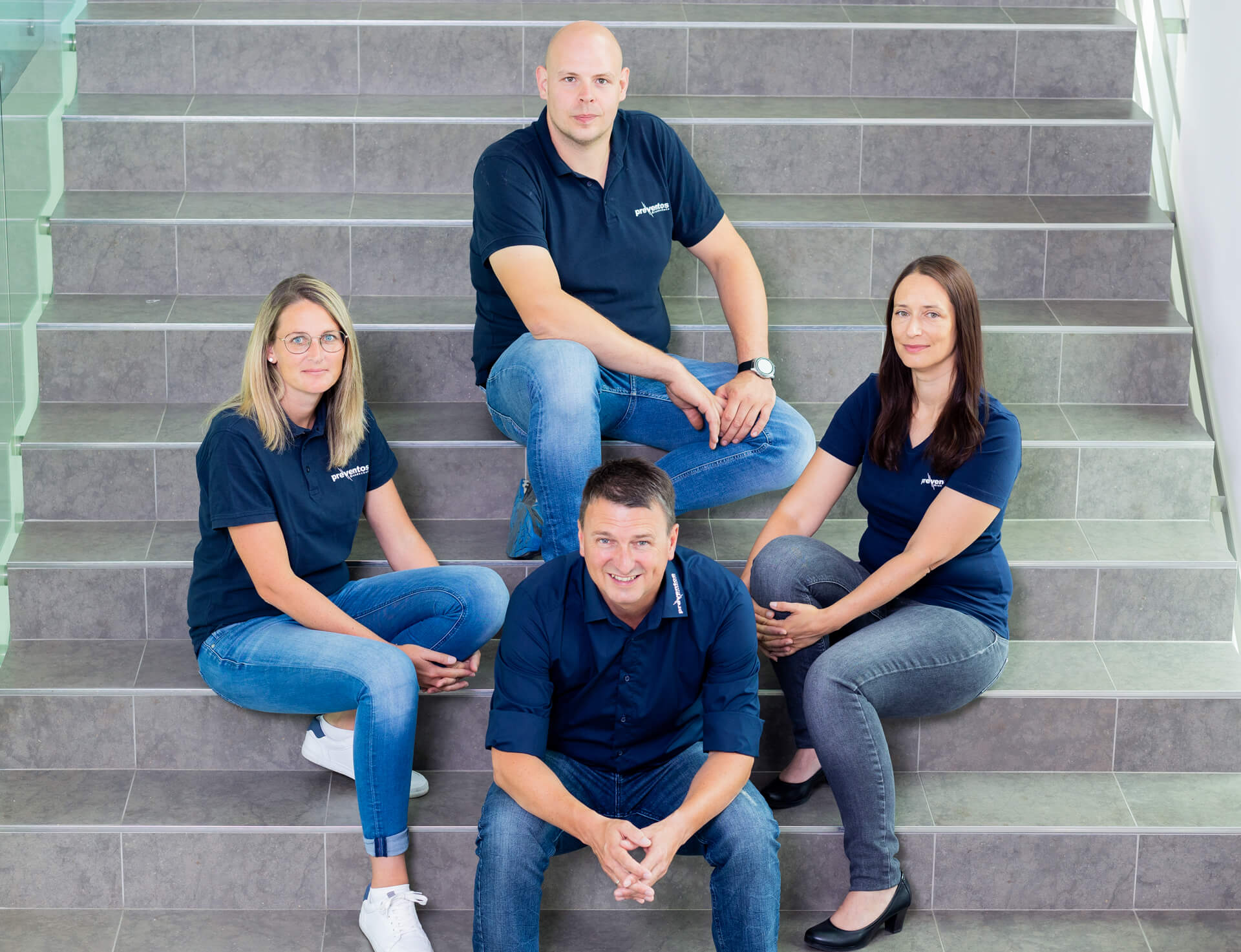 Teamfoto Büroabteilung